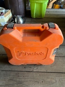 lot 32 image: Paslode CF325XP Cordless Framing Nailer