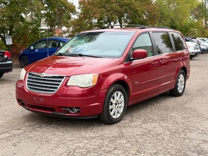 lot 18 image: 2008 CHRYSLER TOWN AND COUNTRY TOURING 2 Owner  No Accidents (NO RESERVE)