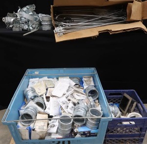 lot 44 image: HUGE LOT OF NEW ELECTRICAL ITEMS