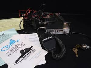 lot 83 image: NEW COBRA 19 LTD CB RADIO