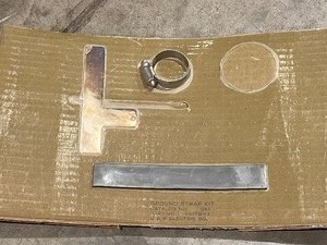 lot 21KE image: Ground Strip Kits (005884860)