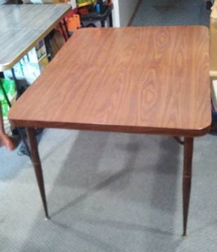 lot 807 image: Vintage Wood Look Laminate Table with leaf (2) Wood, Grey Tones