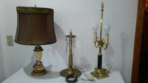 lot 871 image: Vintage MCM Electric Table Lamps (3)