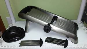 lot 892 image: Steel Brand Stainless Steel Mandoline Slicer.