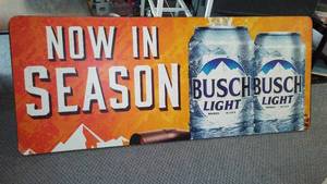 lot 899 image: 6 ft. Busch Light Folding Table.