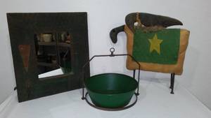 lot 914 image: Rustic Dcor (3 pcs)