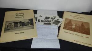 lot 924 image: Vintage Buffalo ND School and Church Centennial Books 1880-1980.