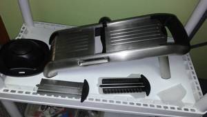 lot 891 image: Steel Brand Stainless Steel Mandoline Slicer.