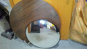 lot 632 image: Convex Mirror and Tabletop.