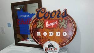 lot 981 image: Coors Metal Sign and Mirror.