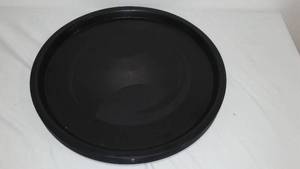 lot 647 image: Serving Trays, 18 IN. Diam. (11).