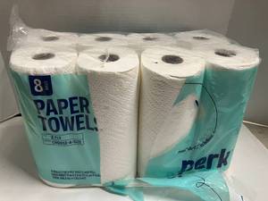 lot 140 image: Choose-A-Size Paper Towels