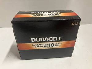 lot 143 image: Duracell C Batteries