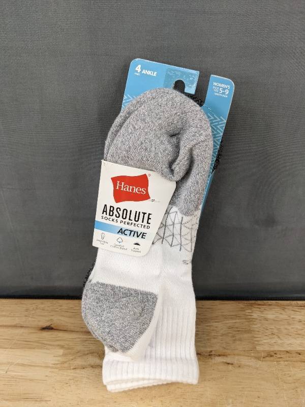 lot 60J image: 4 Brand New Pairs Hanes Absolute Active Womens Ankle Socks - Size 5-9