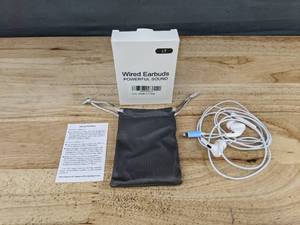 lot 175 image: Wired Earbuds with Lightning Connector - Brand New