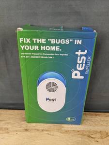 lot 234 image: Ultrasonic Pest Repeller 8-Pack - Brand New