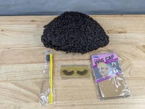 lot 243 image: Crownew 8 Curly Wig Bundle - Brand New