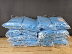 lot 310 image: 80 Disposable PE Gowns - Brand New