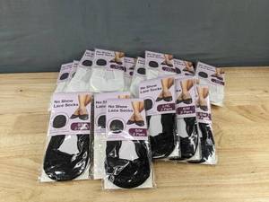 lot 317 image: 23 Brand New No Show Lace Socks, Black and White, Multiple Sizes