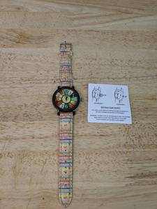 lot 421 image: Colorful Analog Watch with Patterned Strap - Brand New P