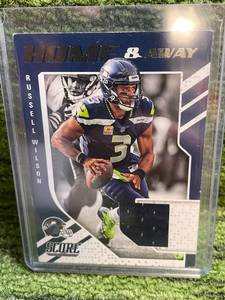 lot 234 image: 2018 Score Russell Wilson Jersey Relic
