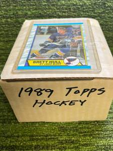 lot 248 image: 1989 Topps Hockey Complete Base Set