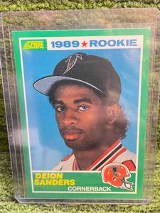 lot 190 image: 1989 Score Barry Sanders Rookie