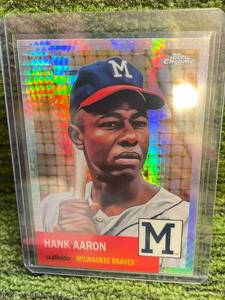 lot 119 image: 2022 Topps Platinum Anniversary Hyper Hank Aaron