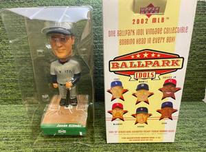 lot 125 image: 2002 Upper Deck BallPark Idols Jason Giambi Bobblehead
