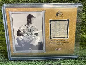 lot 92 image: 2001 Upper Deck SP Tommy Holmes Legendary Game Jersey Relic