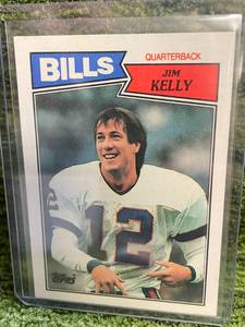 lot 43 image: 1987 Topps Jim Kelly Rookie