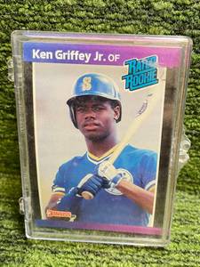 lot 296 image: 1989 Donruss Complete Rookie Set (Griffey Rookie)