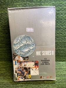lot 305 image: 1991-92 NHL Series 2 Sealed Wax