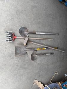 lot 41 image: Lot of Gardening Tools