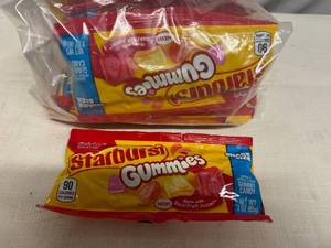 lot 68 image: 12x Starburst Gummies
