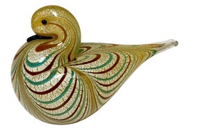 lot 16 image: PTRY - Murano Vetro Artistico Hand-Blown Glass Duck Figurine