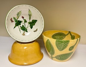 lot 49 image: PTRY - Set of 3 Decorative Mixing and Serving Bowls - Studio Nova and Pier 1