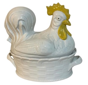 lot 65A image: LLSTR - Carbone Large Ceramic Hen Covered Dish