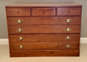 lot 86F image: MBR - Vintage Ethan Allen Vintage 3-Drawer Dresser with Brass Pulls