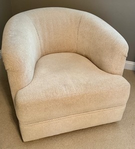 lot 94 image: MBR - Vintage Modern Upholstered Barrel Chair