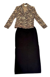 lot 142 image: LL - St. John Evening by Marie Gray Zebra Jacket and Skirt Set, Size 10