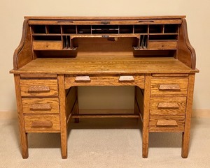 lot 150 image: LLO - Vintage Oak S-Curve Roll Top Desk with Drawers and Cubbies