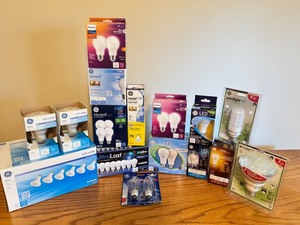 lot 205 image: LLO - Large Assorted Light Bulb Lot, Various Brands and Types