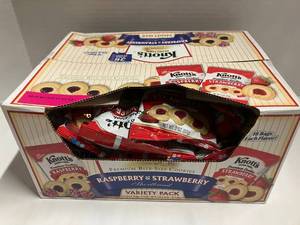 lot 15 image: Knotts Berry Shortbread