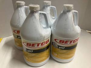 lot 115 image: Daily Floor Cleaner