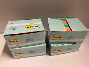 lot 75 image: Small Post-It Sticky Notes
