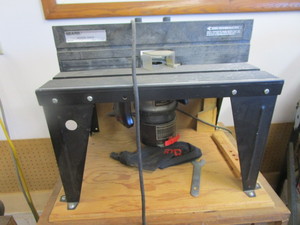 lot 7 image: Craftsman Router & Table