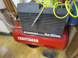 lot 58 image: Craftsman Air Compressor