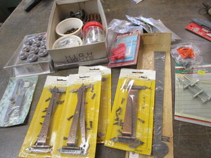 lot 67 image: Cabinet Hardware