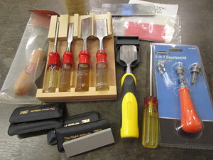 lot 76 image: Chisels, Counter Sink, Cabinet Scrapers